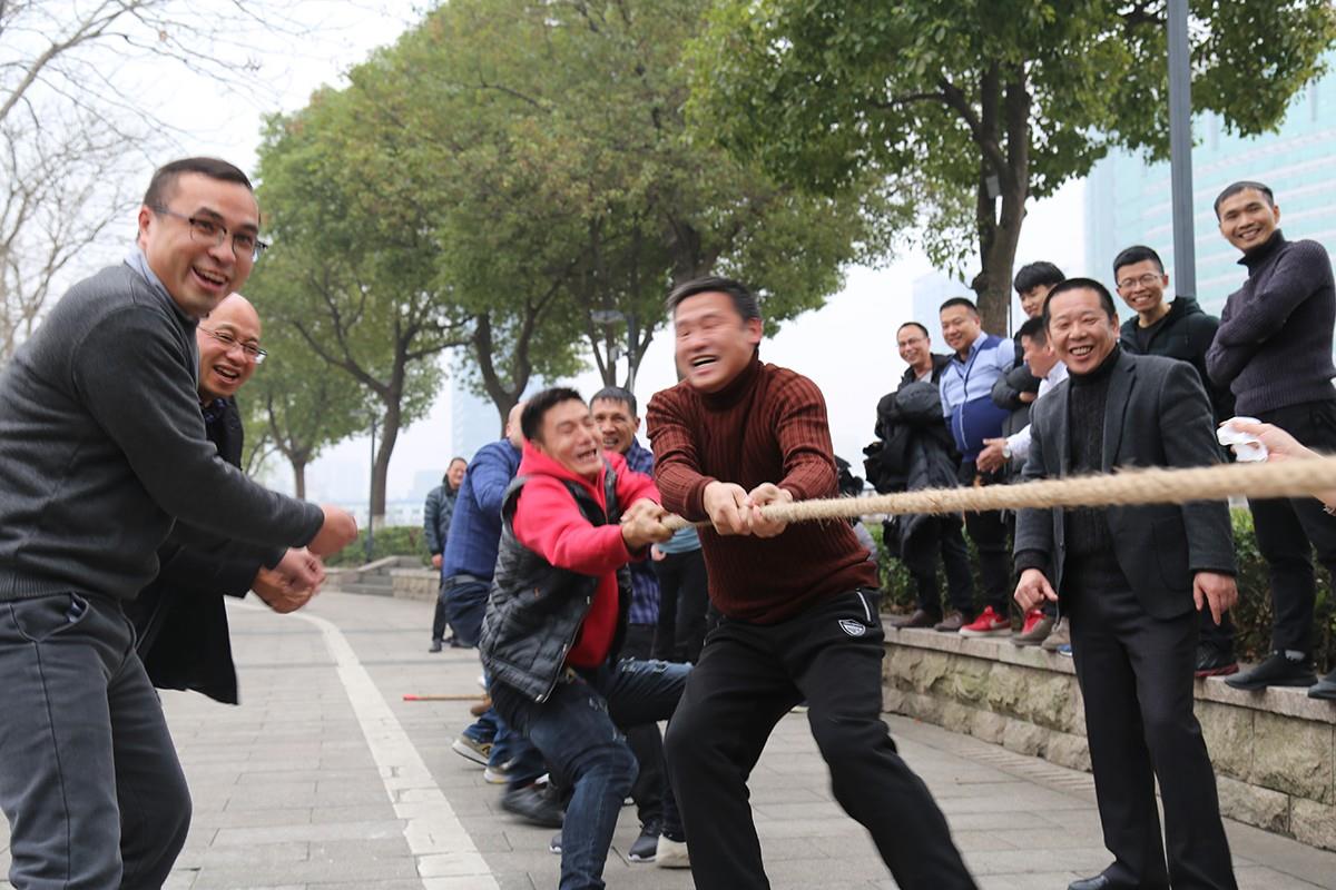 拔河比赛